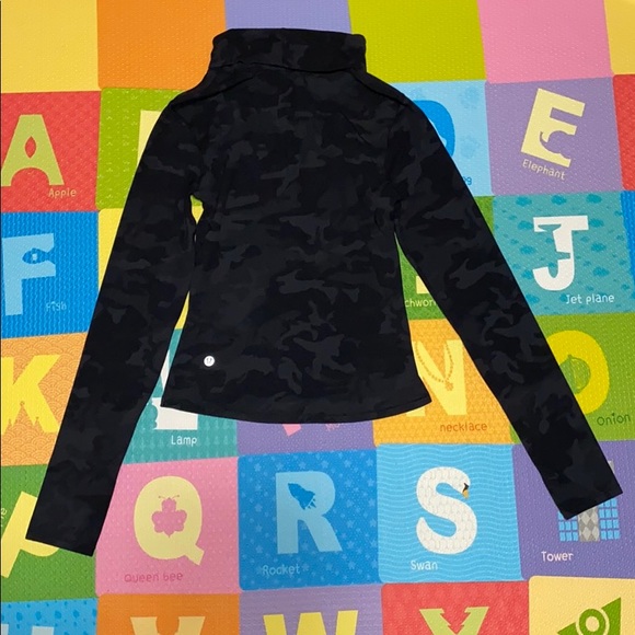 Lululemon LS - Picture 2 of 3